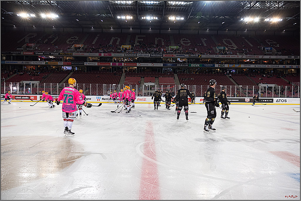 PENNY DEL;  Kölner Haie - Fischtown Pinguins; Köln, 22.12.2022